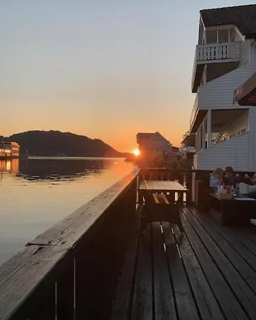 Frimannsbuda 3* Selje