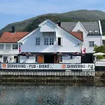 Frimannsbuda 3* Selje